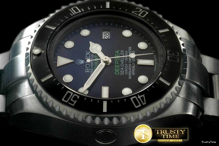 0423 ROLSD048A – Deep Sea Blue Dweller Packable 1003